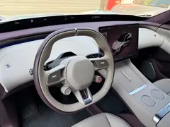 2025 Xiaomi YU7 4WD Max, белый — фото 9