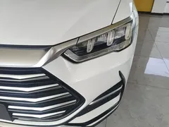 2022 BYD Song Pro DM-i PHEV 110km Flagship, белый — фото 24