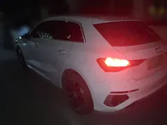 2021 Audi A3 Sportback 35 TFSI Sport, белый — фото 4
