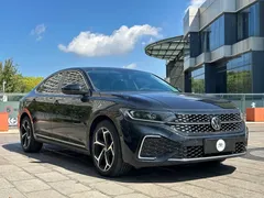 2023 Volkswagen Passat 330TSI Luxury, чёрный — фото 3