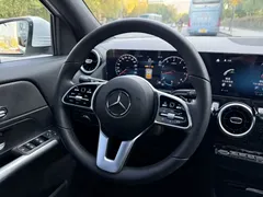2023 Mercedes-Benz GLA 200, белый — фото 12