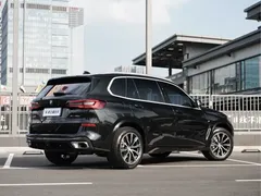 2022 BMW X5 30Li Premium M Sport Package, чёрный — фото 7
