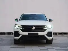 2021 Volkswagen Touareg 3.0TSI Black Sport Package, белый — фото 2