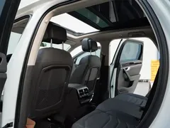 2021 Volkswagen Touareg 3.0TSI Black Sport Package, белый — фото 19