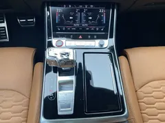 2022 Audi RS Q8 4.0T, чёрный — фото 13