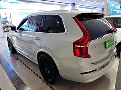 2022 Volvo XC90 T8 PHEV Premium Luxury 7-seat — фото 5