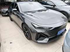 2023 Changan UNI-V 1.5T Sport — фото 3