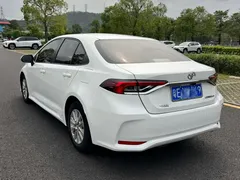 2021 Toyota Corolla 1.2T S-CVT Pioneer, белый — фото 5