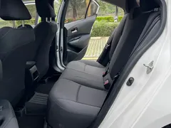 2021 Toyota Corolla 1.2T S-CVT Pioneer, белый — фото 6