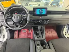 2023 Honda Vezel 1.5L CVT Tech, белый — фото 17