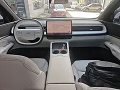 2023 Xpeng G6 580 Long Range Pro, белый — фото 10
