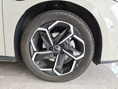 2025 BYD Seal 06 DM-i PHEV Smart Driving 120KM Flagship, белый — фото 15