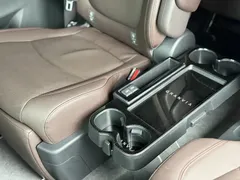 2022 Toyota Granvia 2.5L Hybrid Flagship, чёрный — фото 13