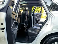 2021 Audi Q3 35 TFSI Sport, белый — фото 10