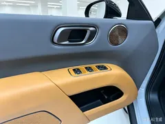 2025 Li Auto i8 Standard — фото 7