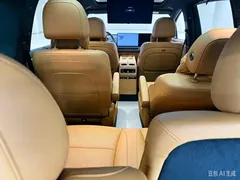 2025 Li Auto i8 Standard — фото 9
