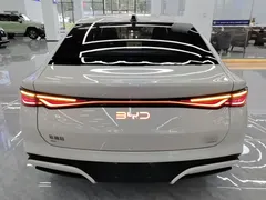 2025 BYD Seal 06 EV 470km Premium, белый — фото 6