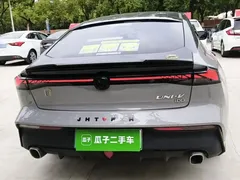 2023 Changan UNI-V iDD 1.5T 113km PHEV — фото 6