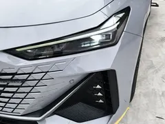 2023 Changan UNI-V iDD 1.5T 113km PHEV — фото 24