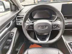 2023 Geely Emgrand 4th Gen Champion 1.5L CVT Premium, белый — фото 6
