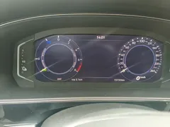 2022 Volkswagen Passat 430PHEV Luxury, чёрный — фото 15
