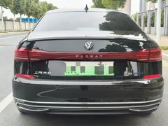 2022 Volkswagen Passat 430PHEV Luxury, чёрный — фото 18