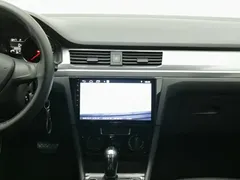 2019 Volkswagen Bora Legend 1.5L AT Fashion China VI, белый — фото 12