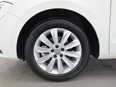 2019 Volkswagen Bora Legend 1.5L AT Fashion China VI, белый — фото 17