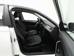 2019 Volkswagen Bora Legend 1.5L AT Fashion China VI, белый — фото 23