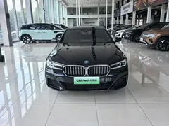 2021 BMW 5 Series 535Le M Sport Package, чёрный — фото 2