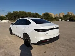 2025 BYD Seal 05 PHEV DM-i Smart Drive 55km Luxury, белый — фото 15