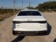 2025 BYD Seal 05 PHEV DM-i Smart Drive 55km Luxury, белый — фото 16