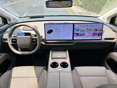 2025 Li Auto i8 Standard, чёрный — фото 8