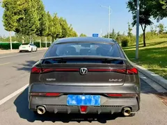 2023 Changan UNI-V 1.5T Premium — фото 8