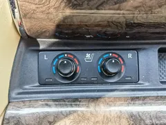 2021 Toyota Alphard Hybrid 2.5L Premium, белый — фото 18