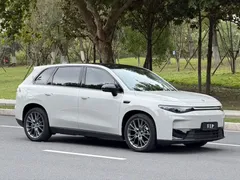 2024 Leapmotor C10 210 Smart — фото 3