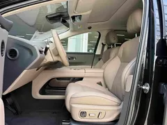 2025 Li Auto i8 Standard, чёрный — фото 4