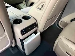 2025 Li Auto i8 Standard, чёрный — фото 7