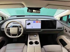 2025 Li Auto i8 Standard, чёрный — фото 10