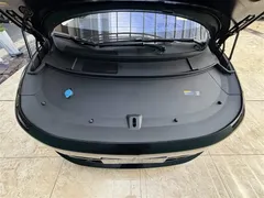 2025 Li Auto i8 Standard, чёрный — фото 19