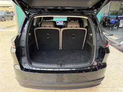 2025 Li Auto i8 Standard, чёрный — фото 23