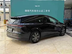2025 Li Auto i8 Standard, чёрный — фото 24