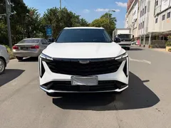 2023 Geely Atlas Cool 1.5TD Smart, белый — фото 1
