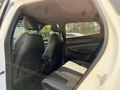 2023 Geely Atlas Cool 1.5TD Smart, белый — фото 7