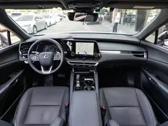 2023 Lexus RX 350h 2WD, белый — фото 13