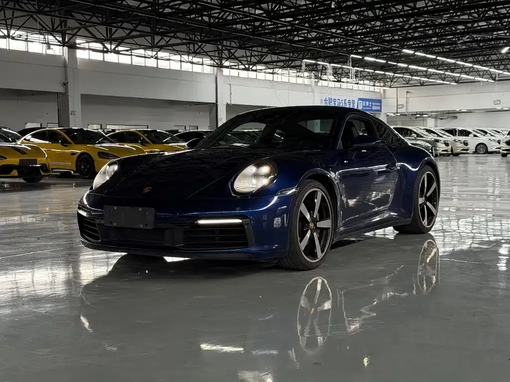 2023 Porsche 911 Carrera 4 3.0T