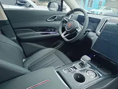2023 Hongqi HS3 1.5T 2WD — фото 15