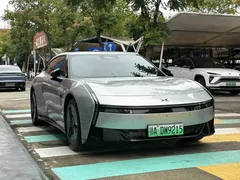 2025 Xpeng P7 702 Long Range Ultra — фото 2