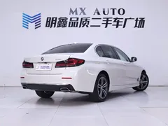 2022 BMW 5 Series 530Li Leading Luxury Package, белый — фото 7