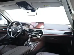 2022 BMW 5 Series 530Li Leading Luxury Package, белый — фото 20